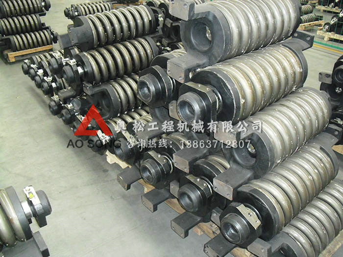 300-7涨紧油缸.JPG